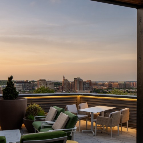 Community terrace at Aventon Huntington Station Community terrace at Aventon Huntington Station